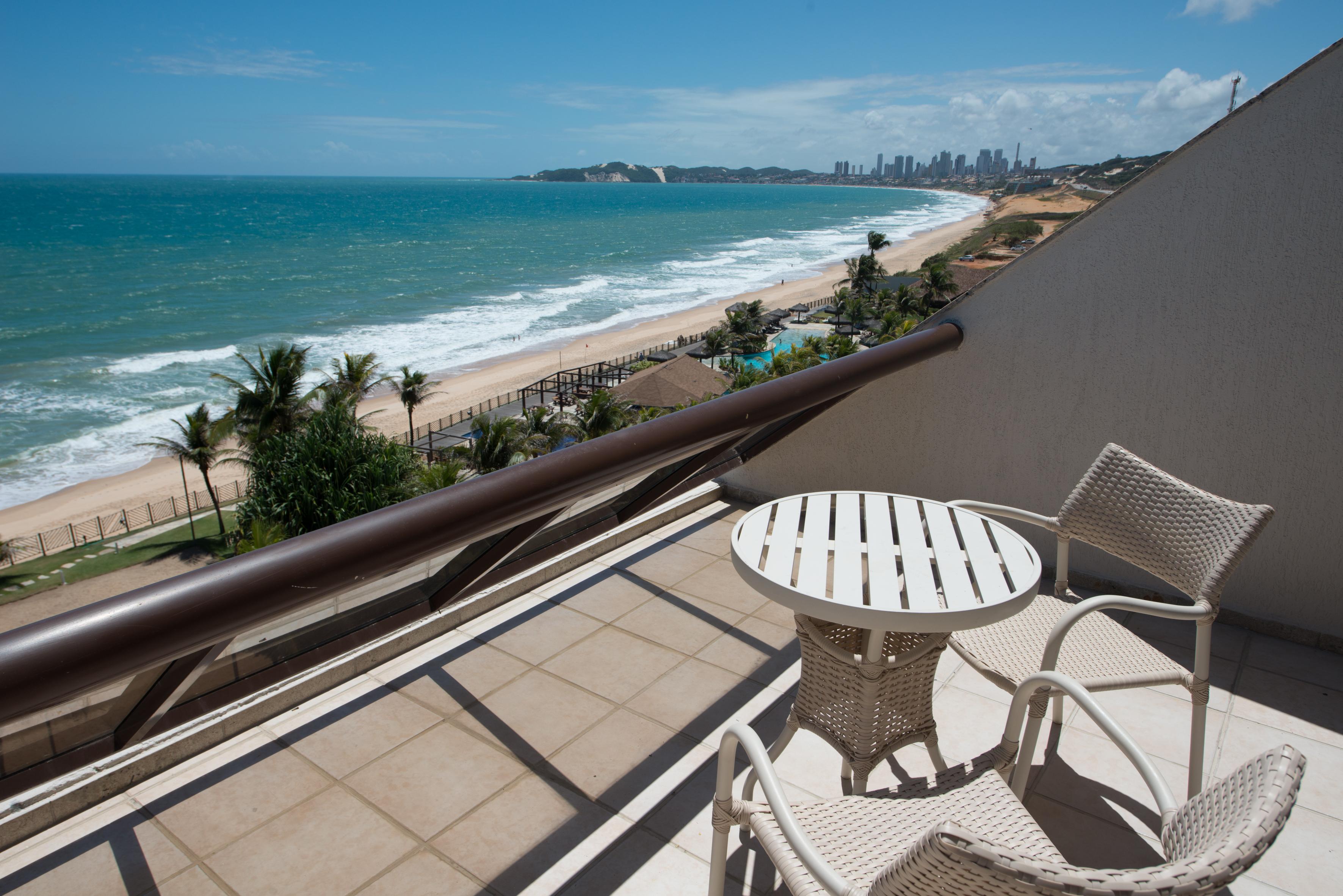 Wish Natal Hotell Exteriör bild Balcony of a hotel room