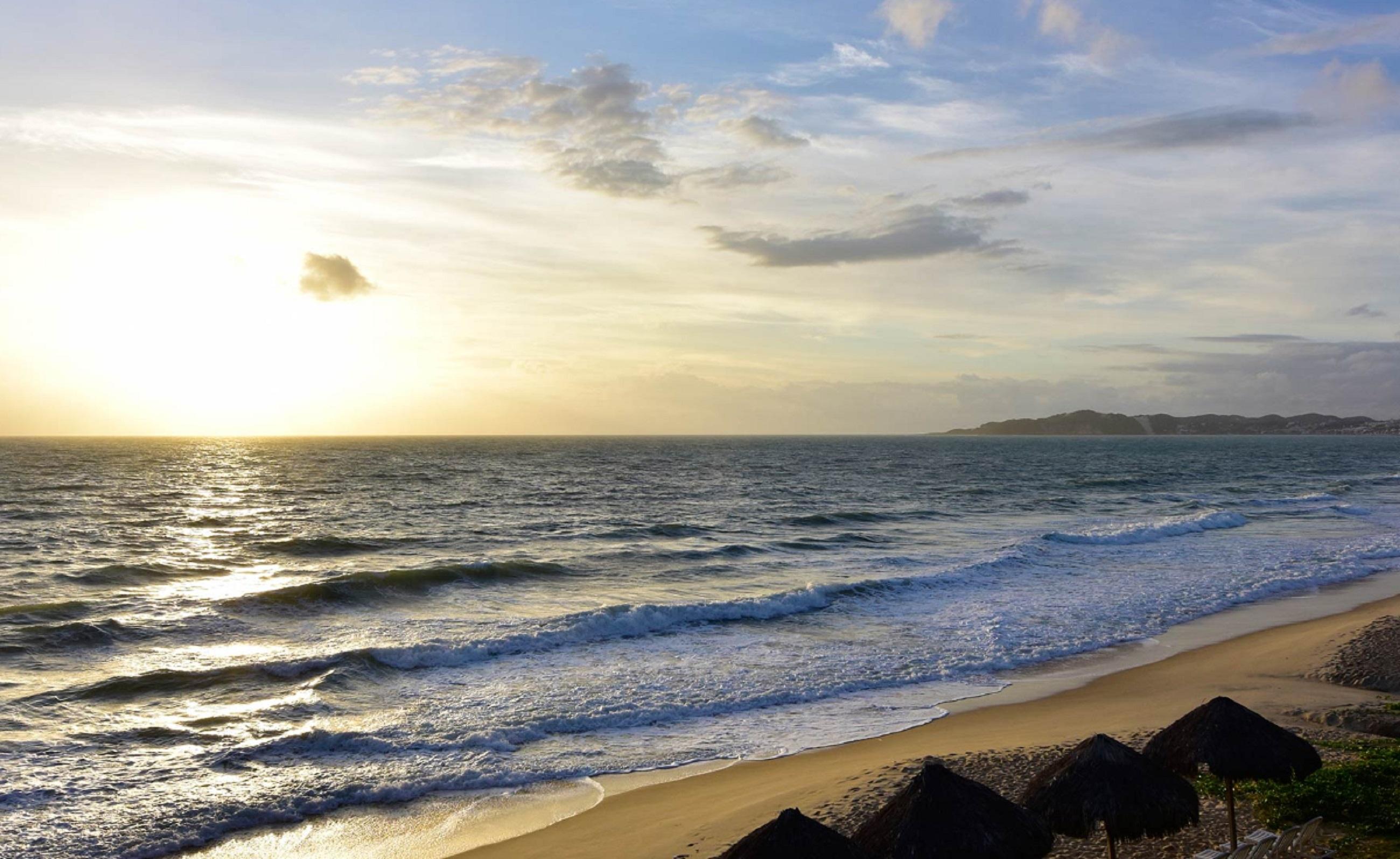 Wish Natal Hotell Exteriör bild Sunset at the beach